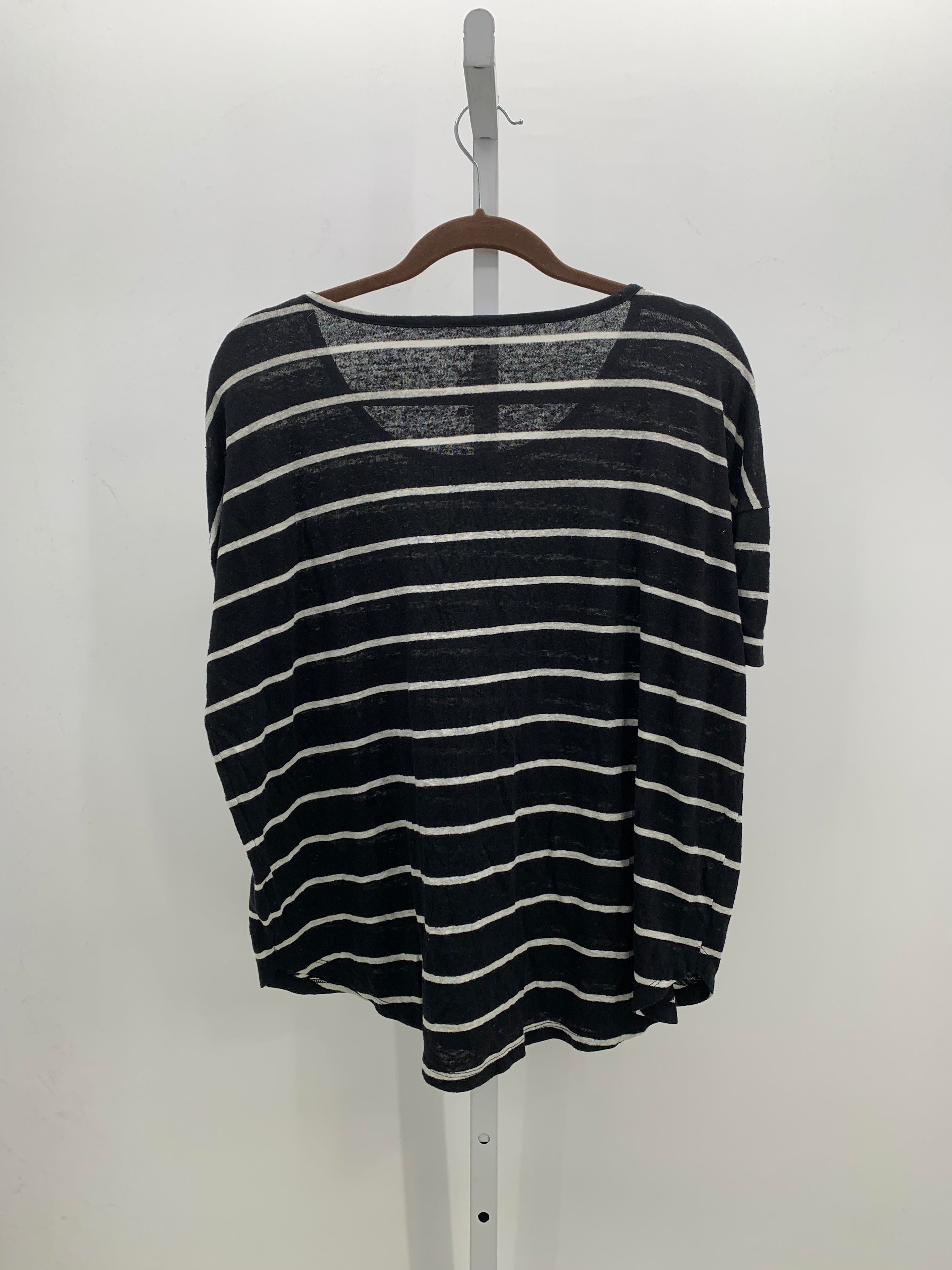 Sonoma Size Medium Misses Short Sleeve Shirt