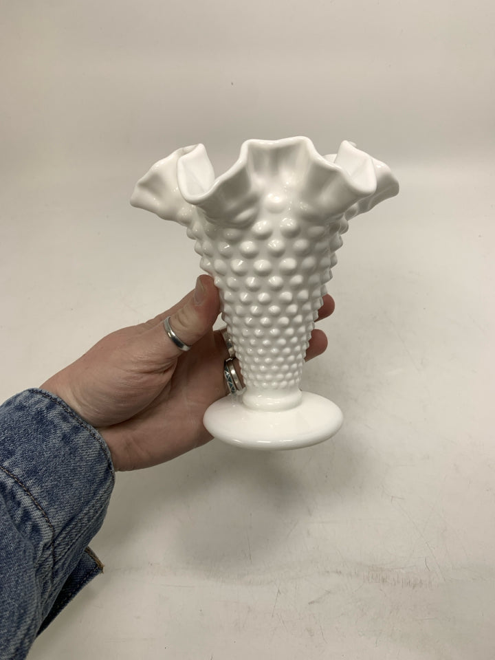 MILK GLASS HOBNAIL FOOTED VASE W/ RUFFLED EDGE.
