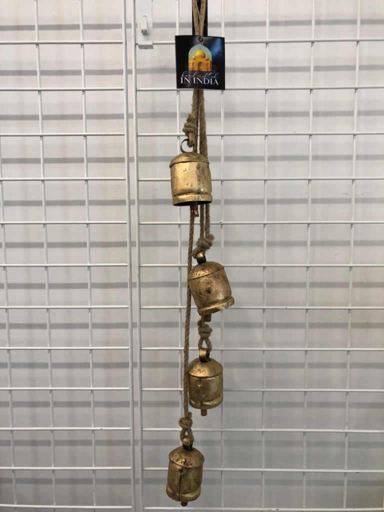 NWT RUSTIC FARMHOUSE HANGING BELLS.