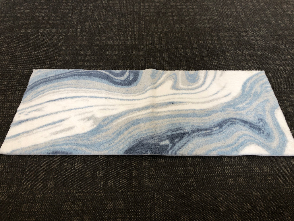 BLUE MARBLE FLUFF RUG.