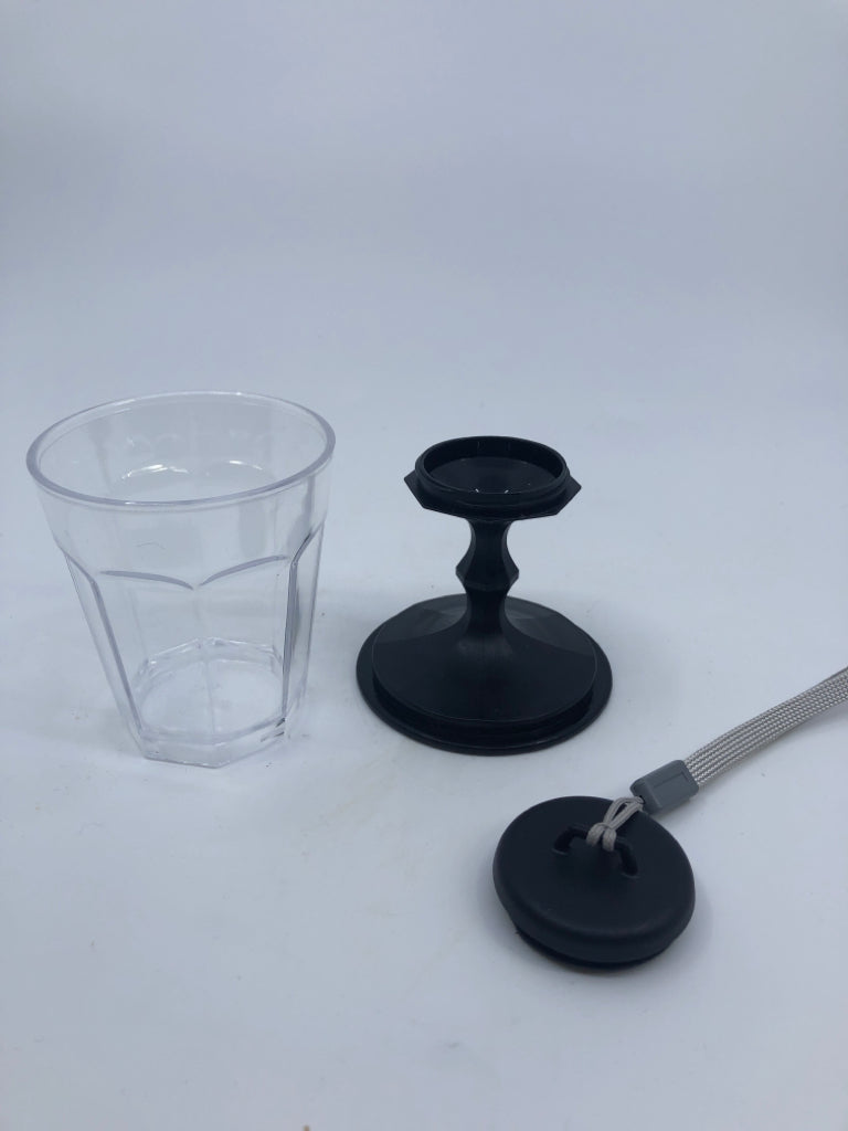 PLASTIC TRAVEL WINE GLASS.