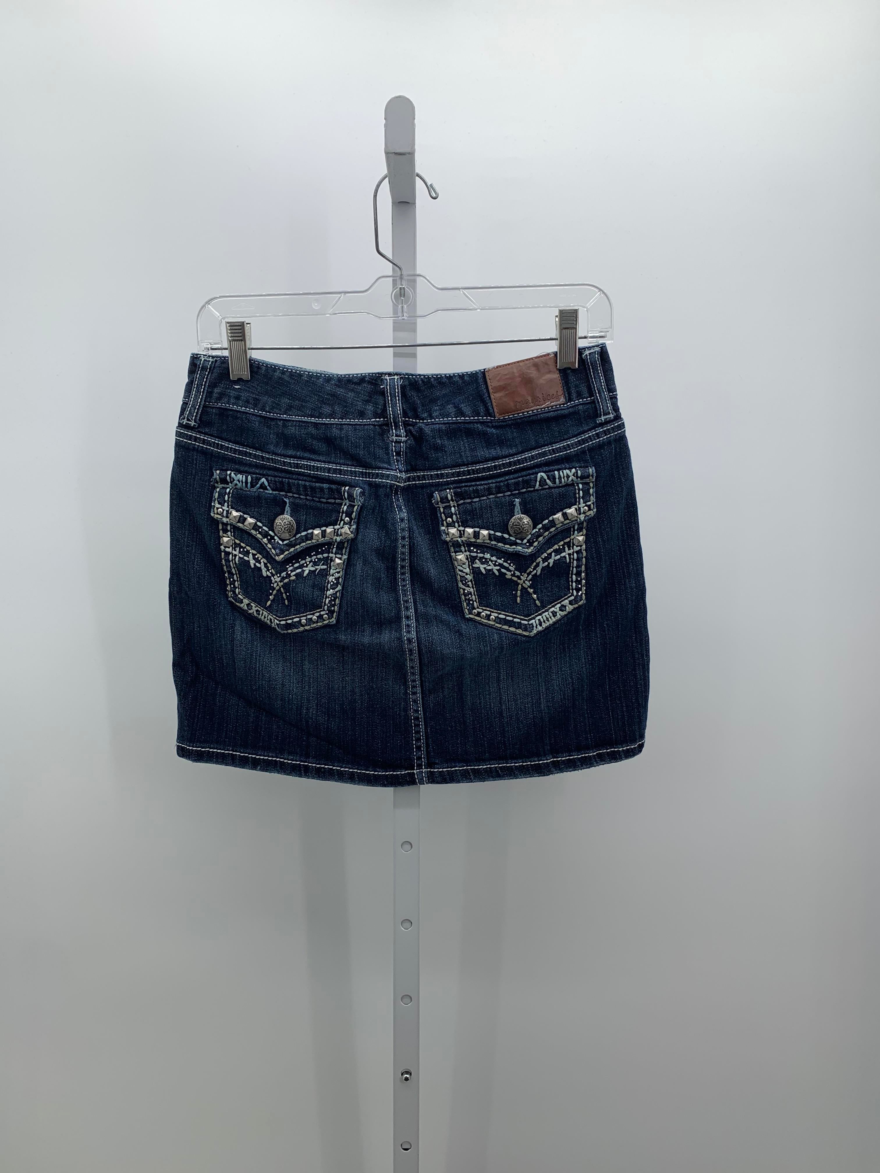 Maurices Size 3/4 Juniors Skirt