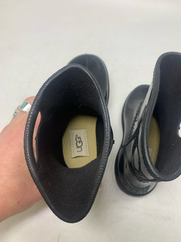 UGG Size 8 Rain Boots