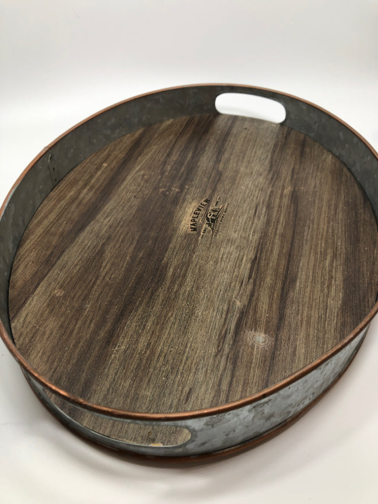 MAPLEVIEW WOOD/METAL TRAY.