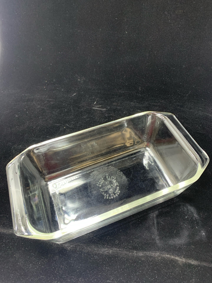 GLASS PYREX LOAF BAKING DISH.
