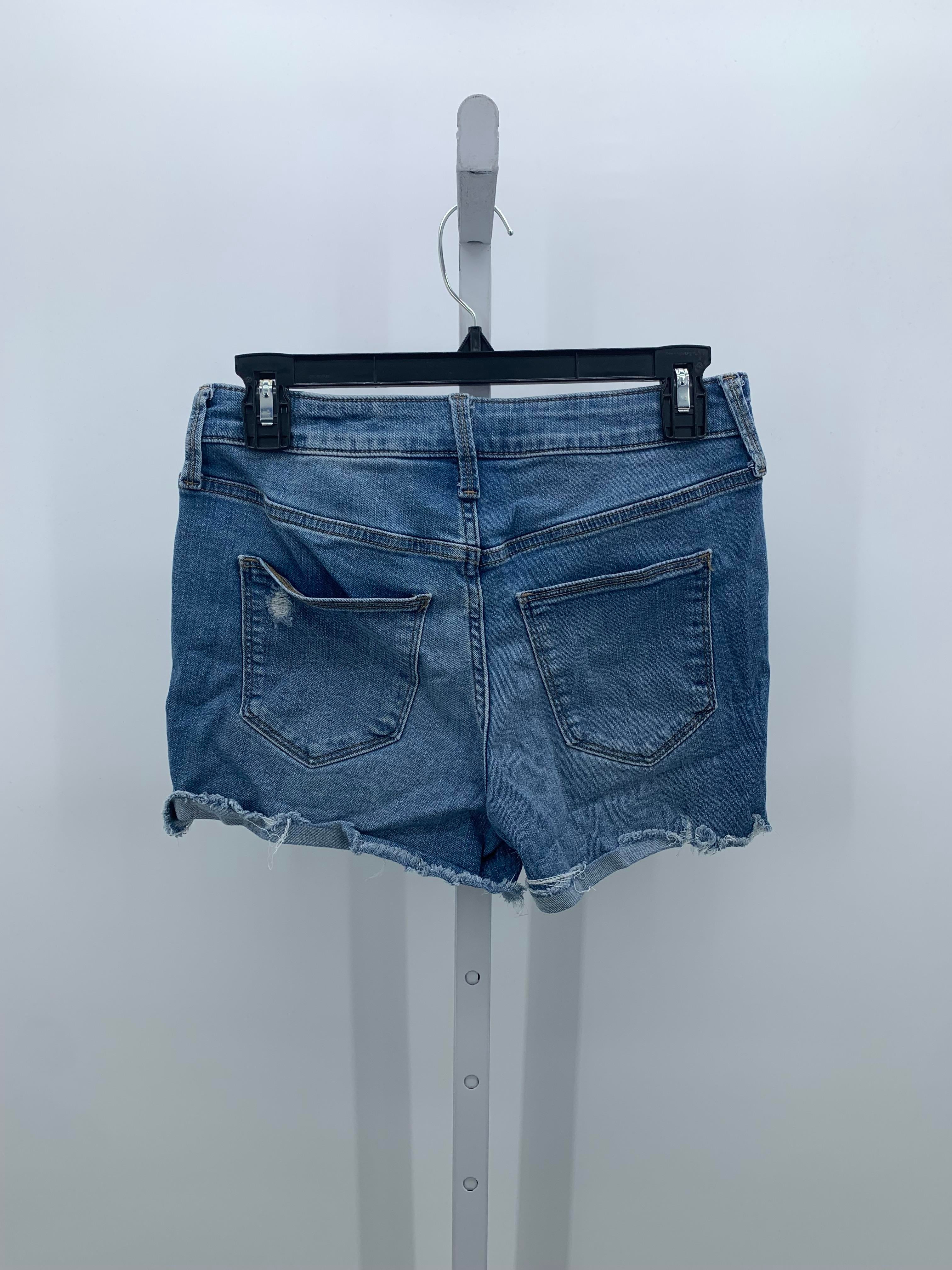 Universal Thread Size 4 Misses Shorts