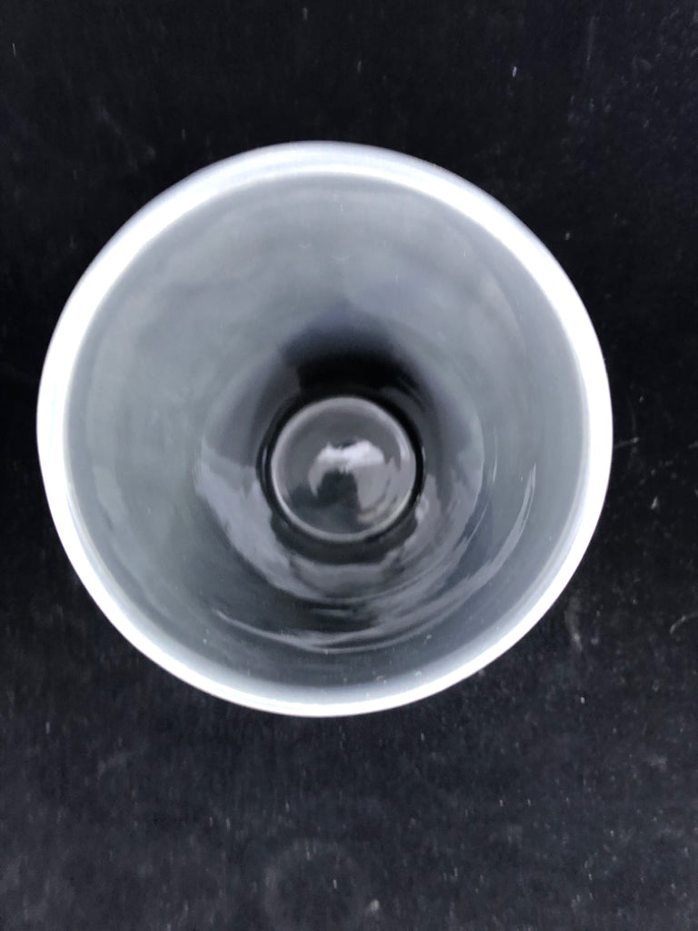 SKINNY WHITE MARBLE W GREY DRIP VASE.
