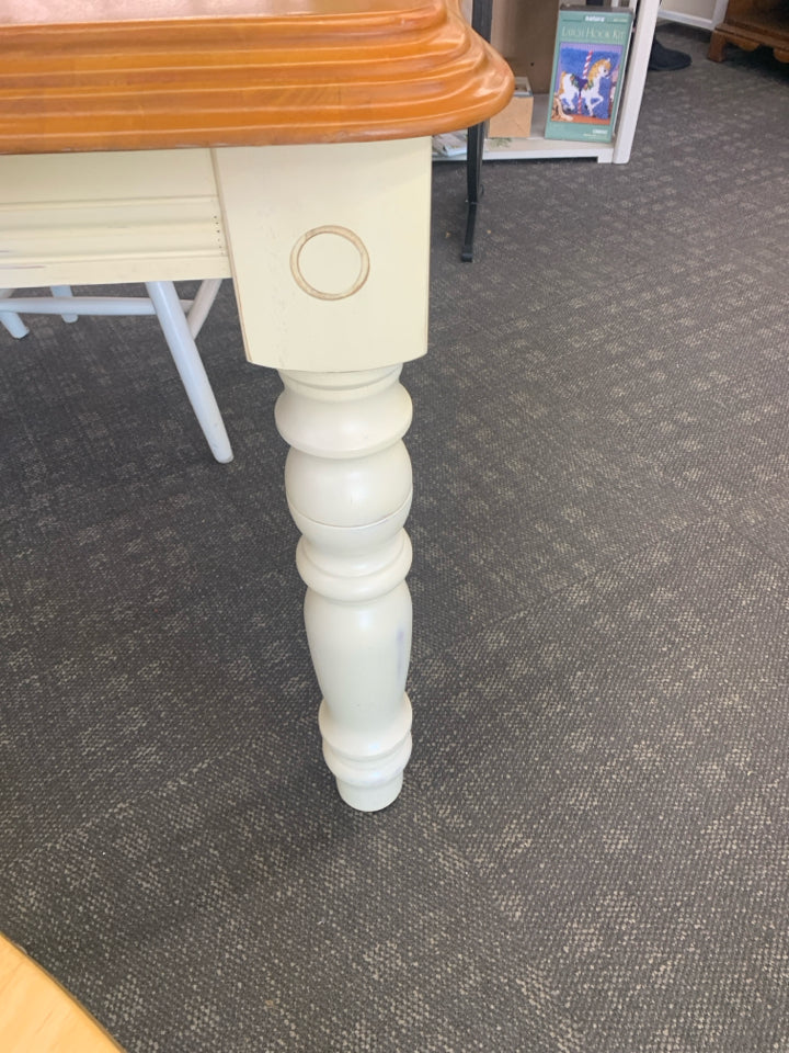 WHITE RECTANGLE EDGED DINING TABLE BLONDE TOP W/ 4 OVAL BACK CHAIRS.