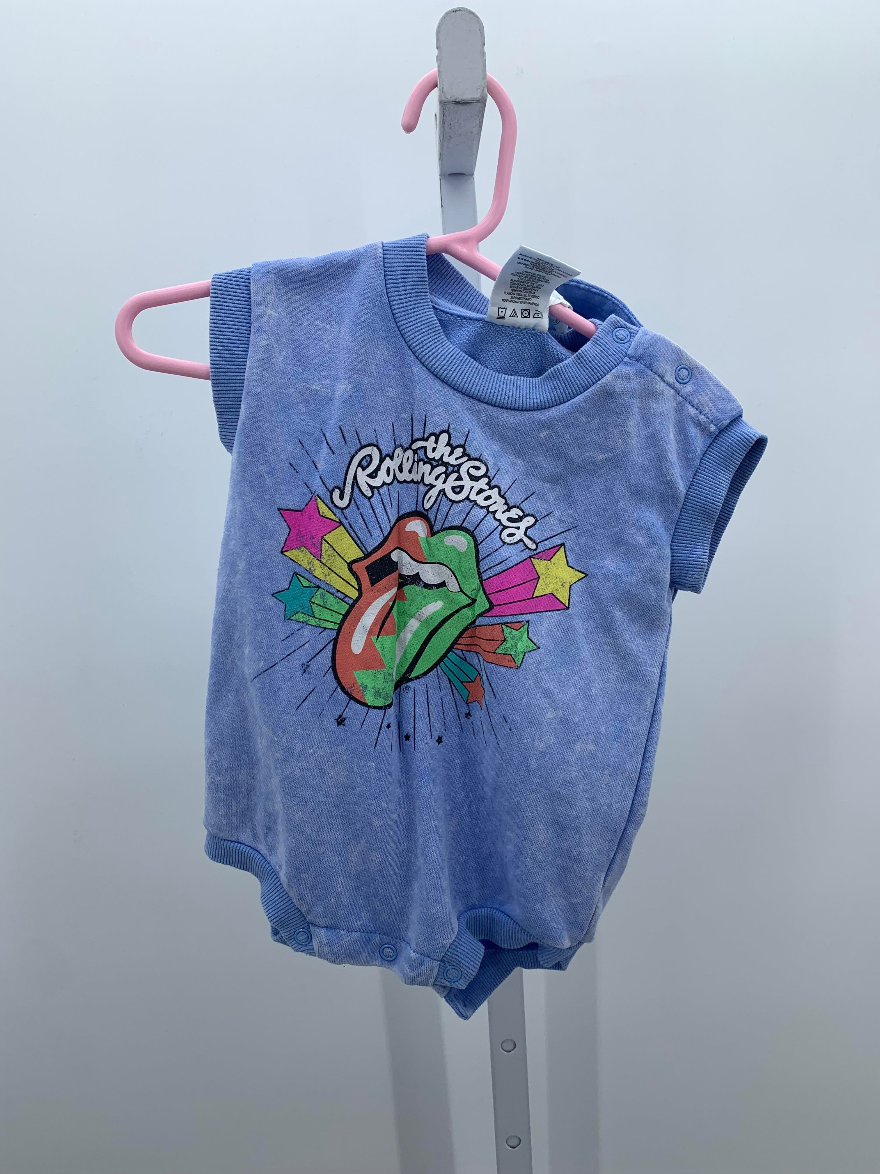 GRAPHIC ROMPER AND HAT.