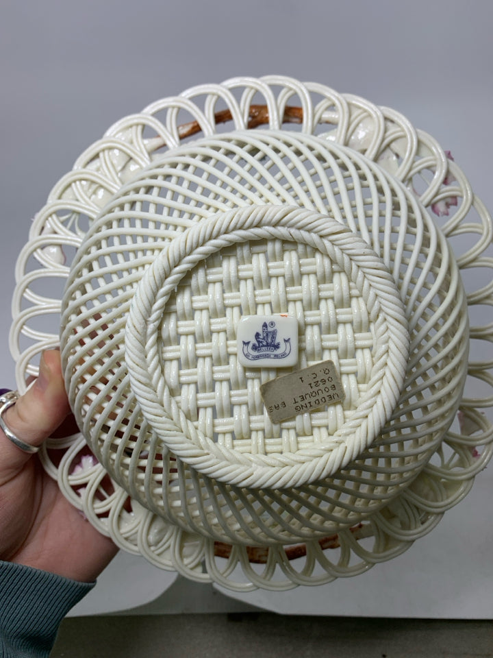 VTG WOVEN CIRCLE BASKET W/ 3D PINK FLOWERS/BRANCHES DELICATE BOWL.