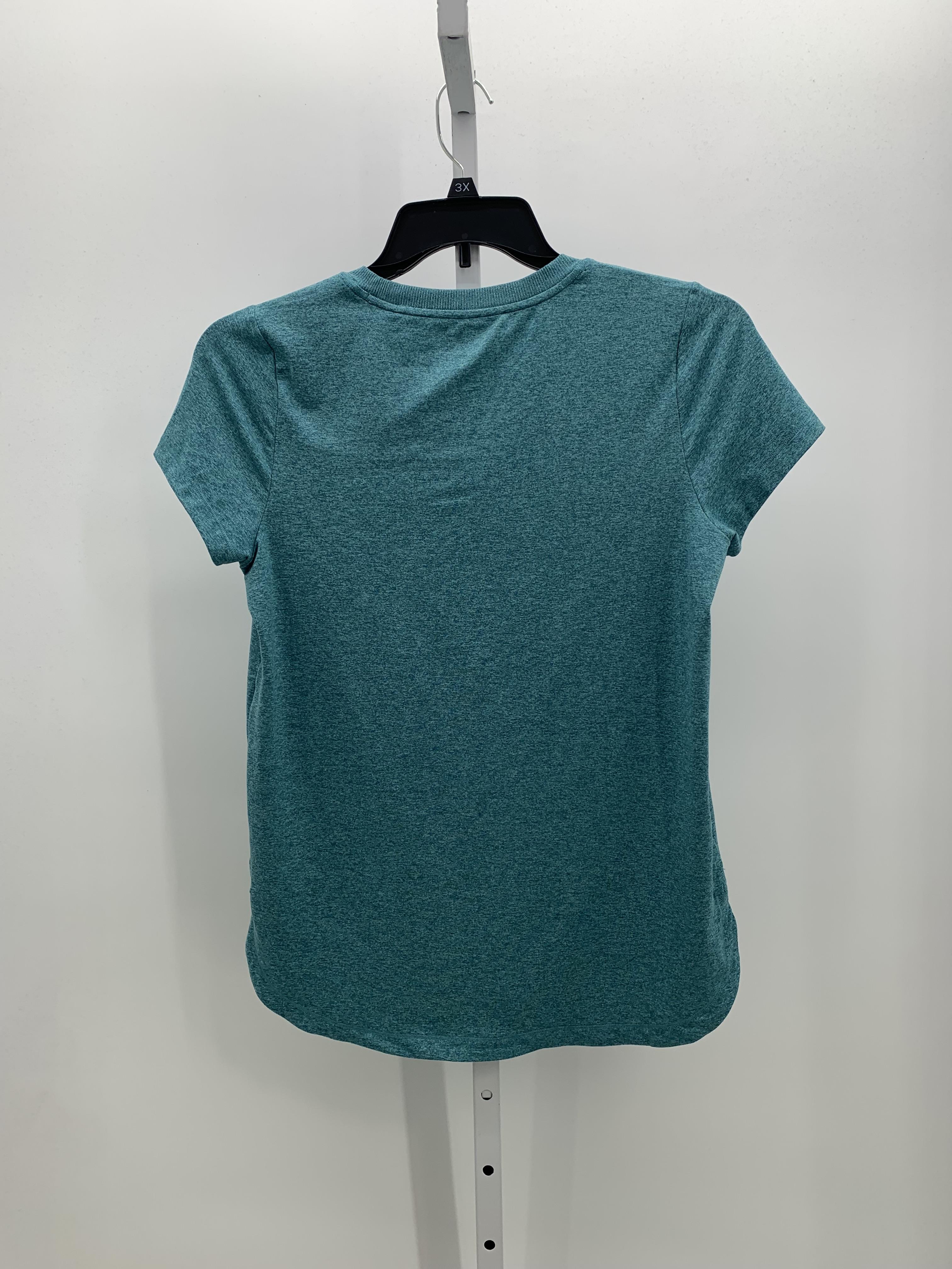 Athleta Size Medium Misses Short Sleeve Shirt