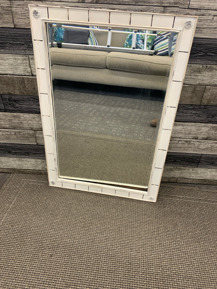WHITE RECTANGLE DISTRESSED MIRROR.