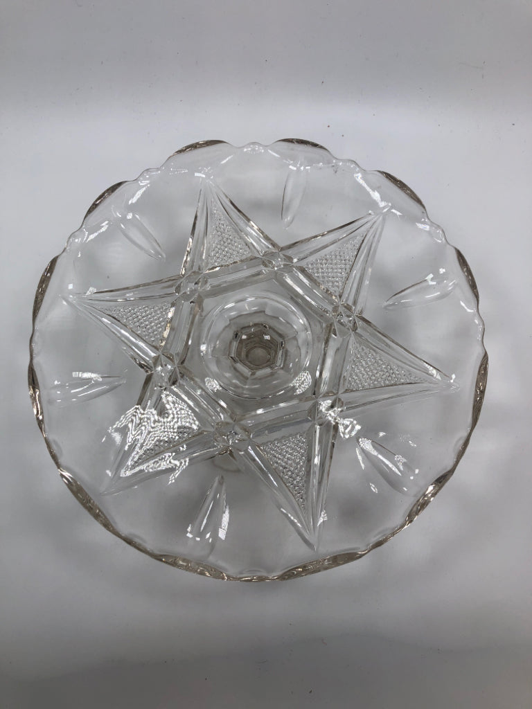 CLEAR GLASS CAKE STAND W/STAR ETCHING.