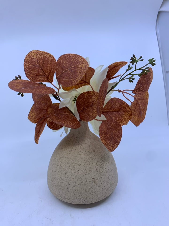 HEAVY CREAM SPECKLED VASE W FAUX LEAVES.