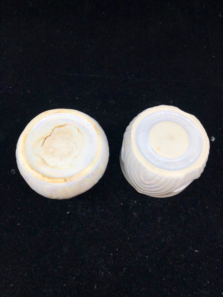 2PC PEARLESCENT TULIP TEA LIGHT WARMER.
