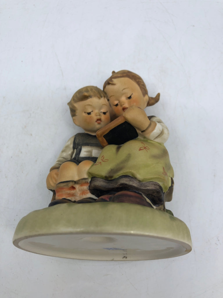 VTG HUMMEL "SMART LITTLE SISTERS".
