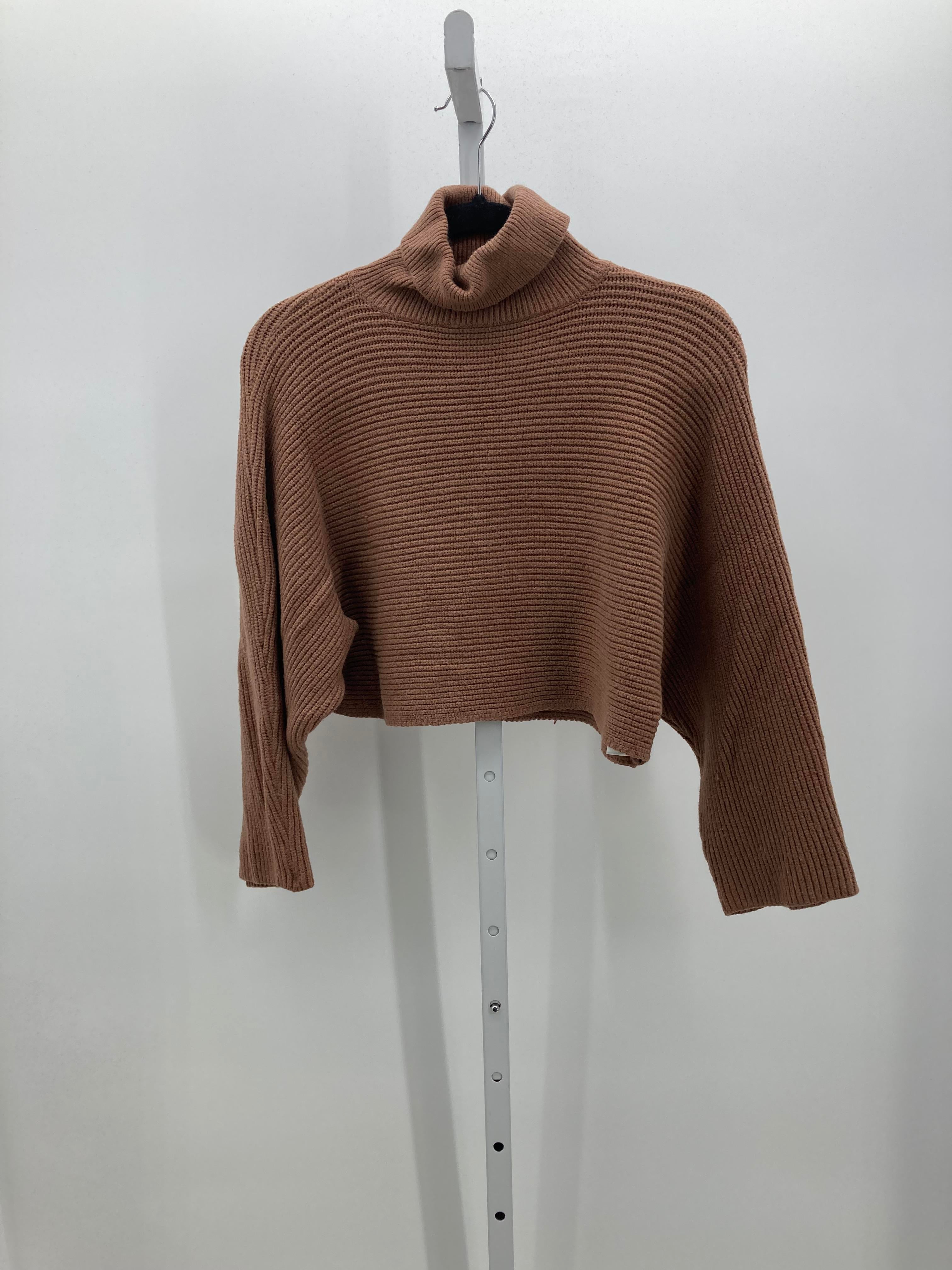 Size Medium Juniors Long Sleeve Sweater