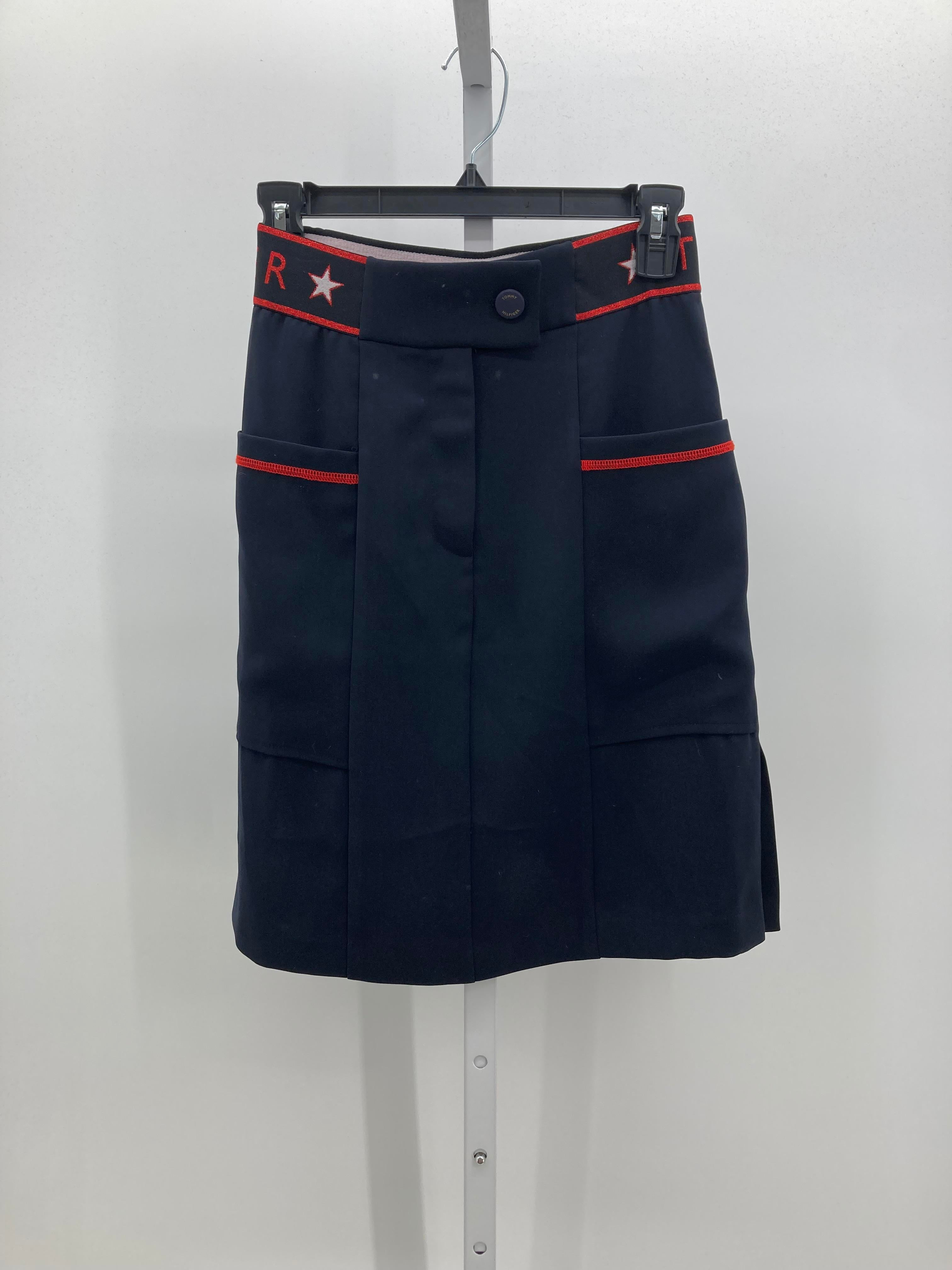 Tommy Hilfiger Size 4 Misses Skirt