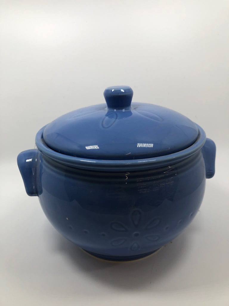 BLUE COOKIE JAR W LID.