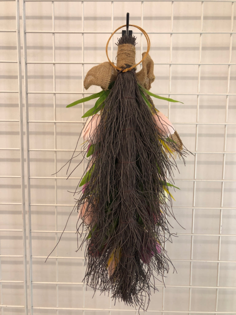 FAUX TULIP BOUQUET W/TWIGS AND BURLAP BOW.