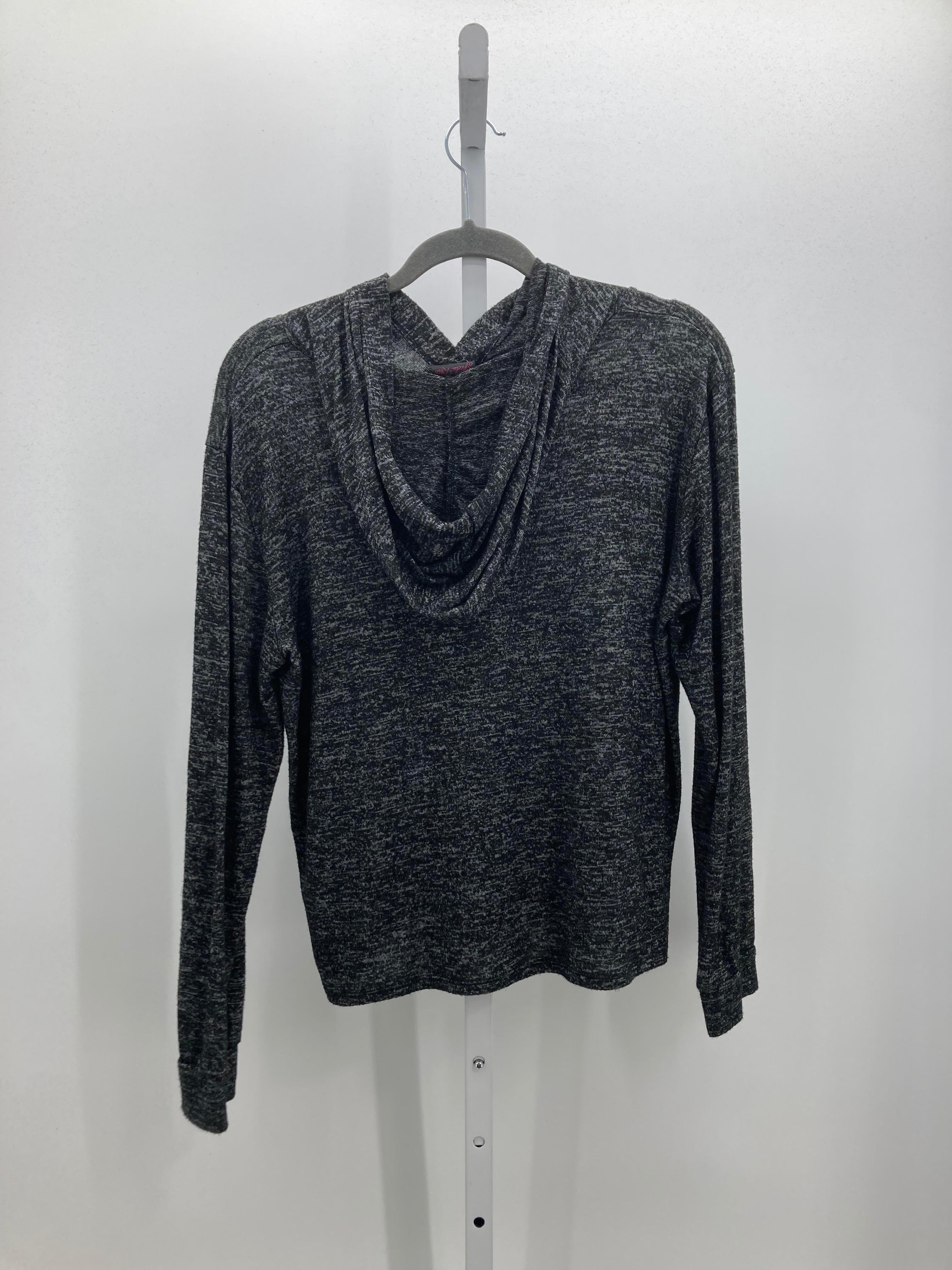 Size Medium Juniors Long Sleeve Shirt