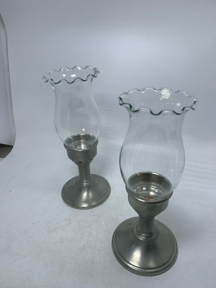 4 PC PEWTER BASE W/ GLASS INSERTS TAPERED CANDLE HOLDERS.