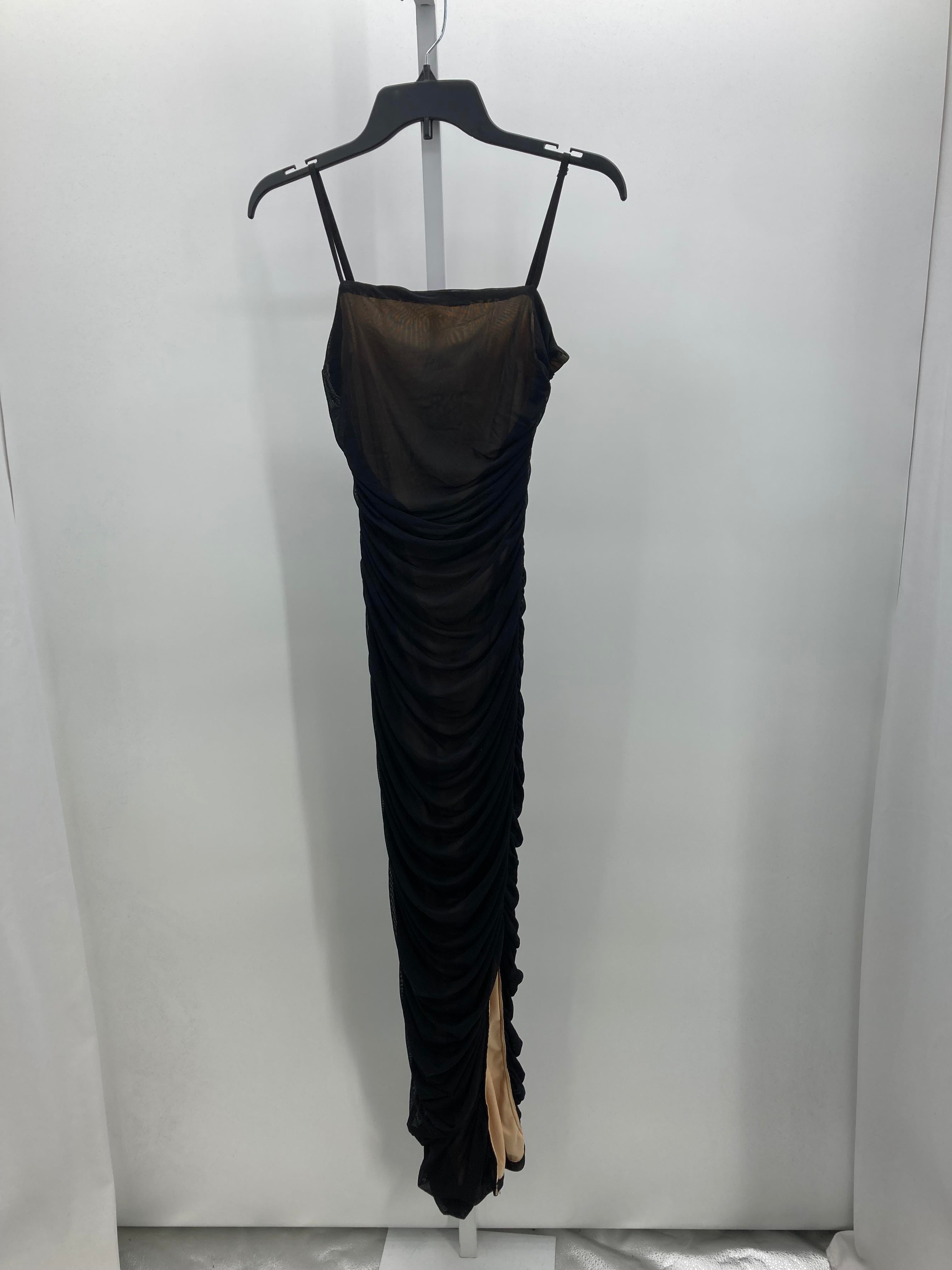 Size Medium Juniors Sleeveless Dress
