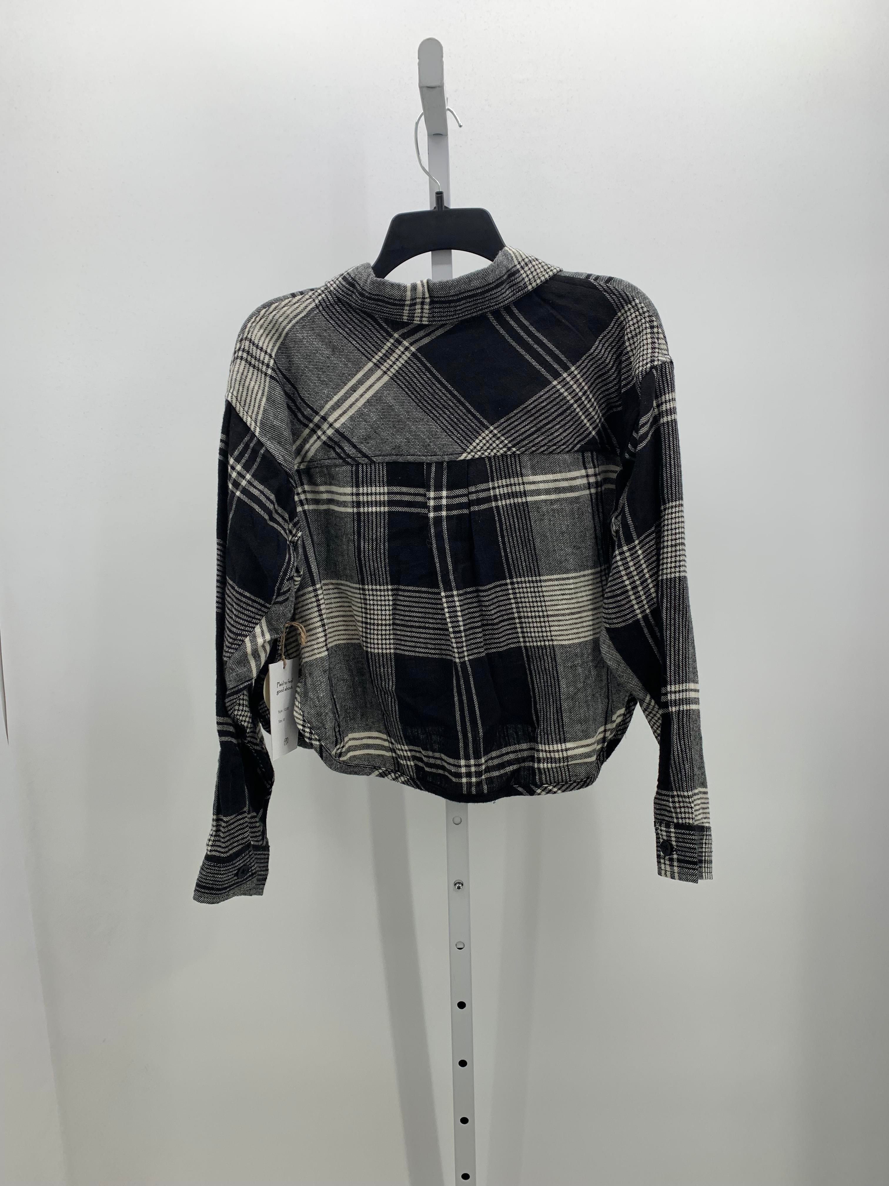 Japna Size Medium Juniors Long Sleeve Shirt