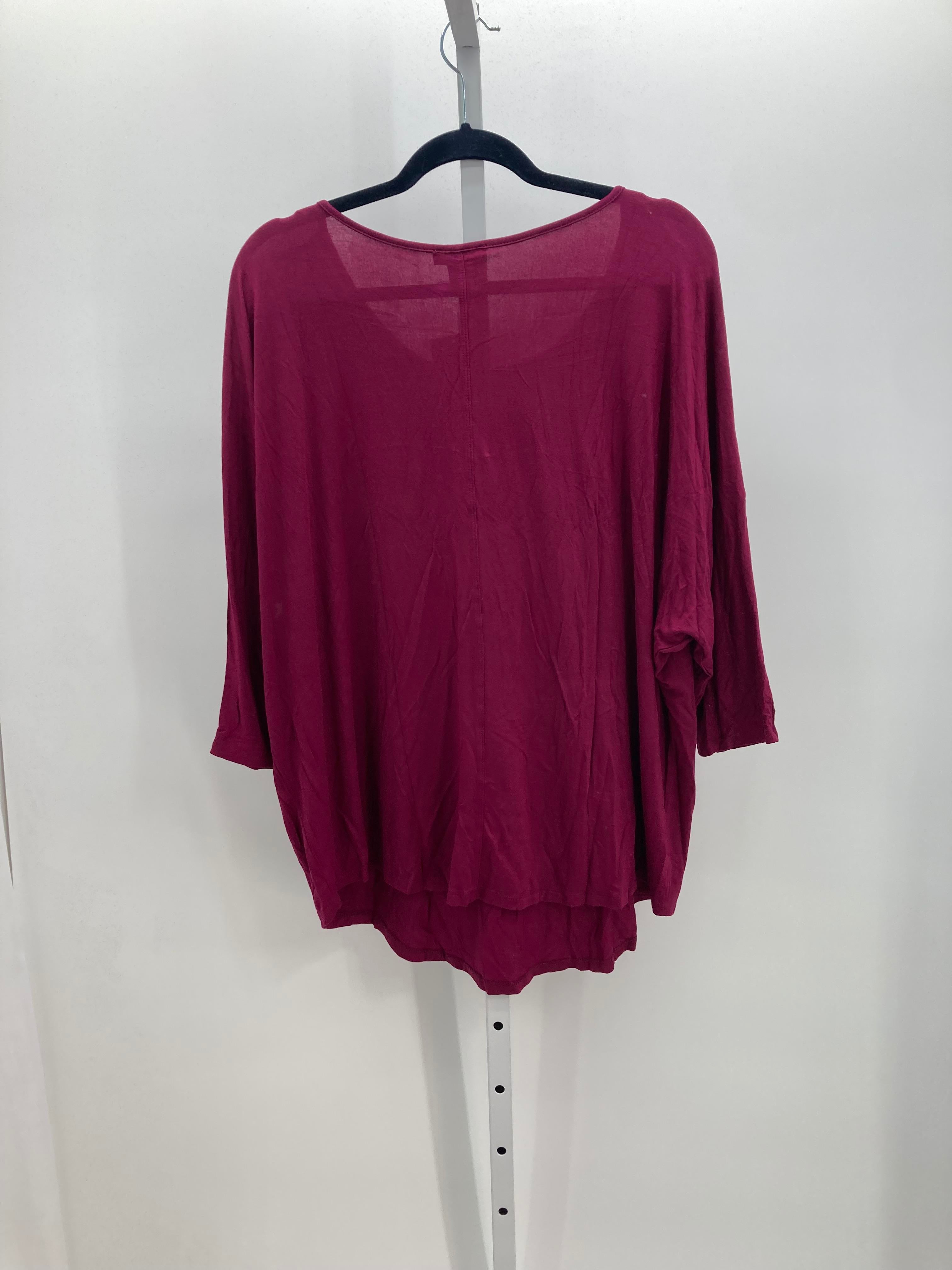 Size 2X Womens 3/4 Sleeve Shirt