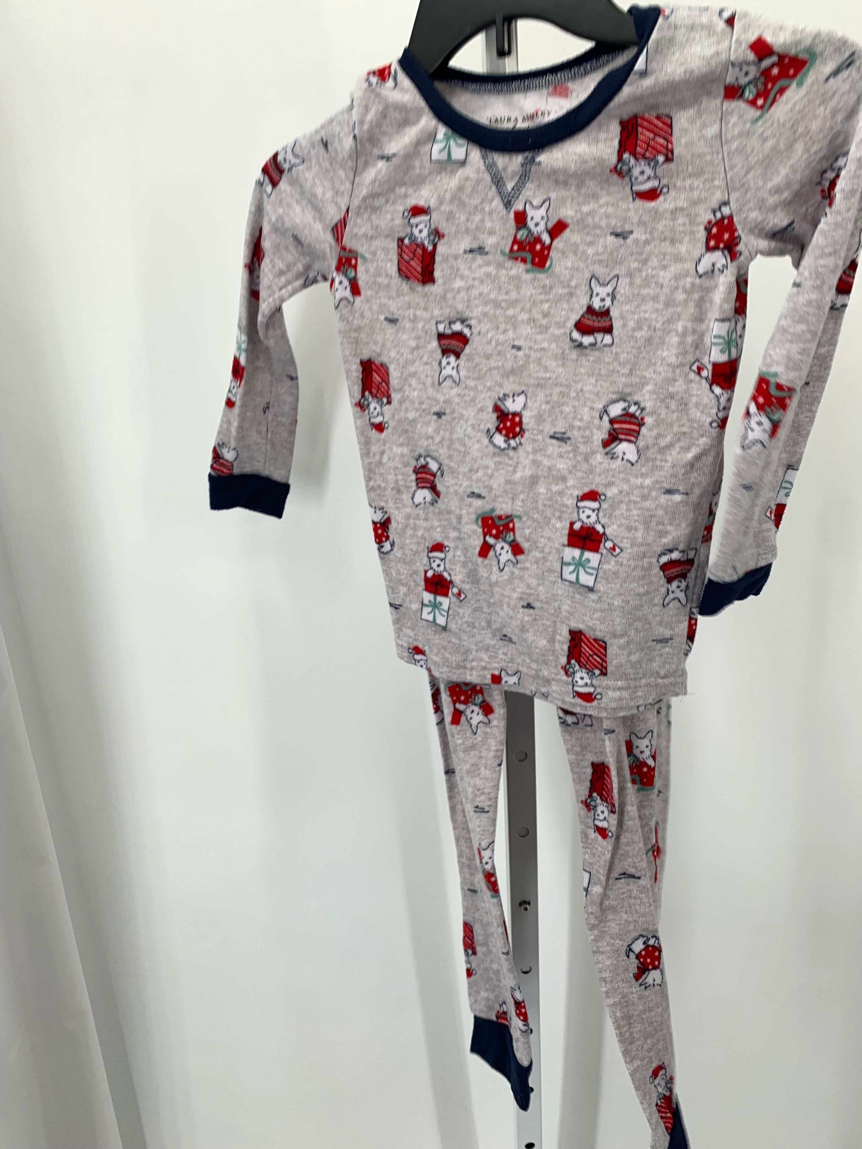 PAJAMAS DOGS AND PRESENTS