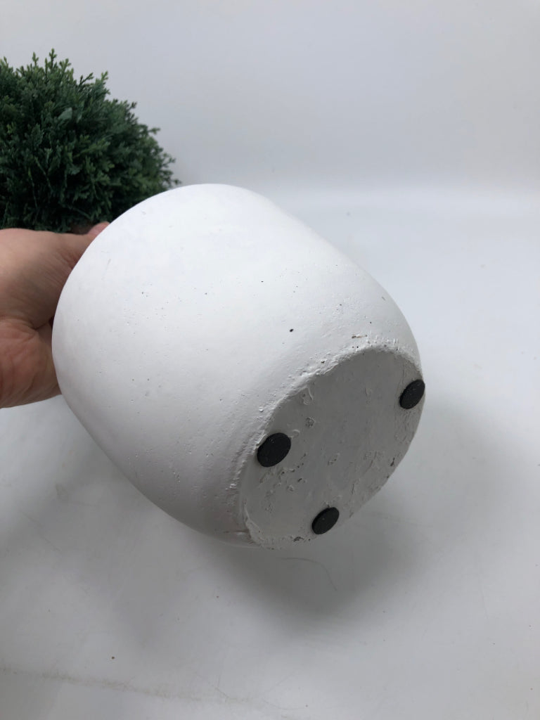 TOPIARY FAUX BALL PLANT.