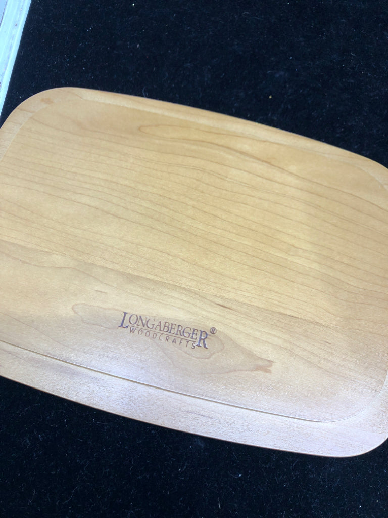 2003 BASKET W WOOD TOP AND PLASTIC LINER.