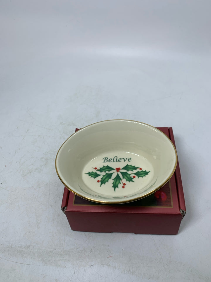 NIB LENOX IVORY HOLIDAY OVAL BELIEVE DISH.