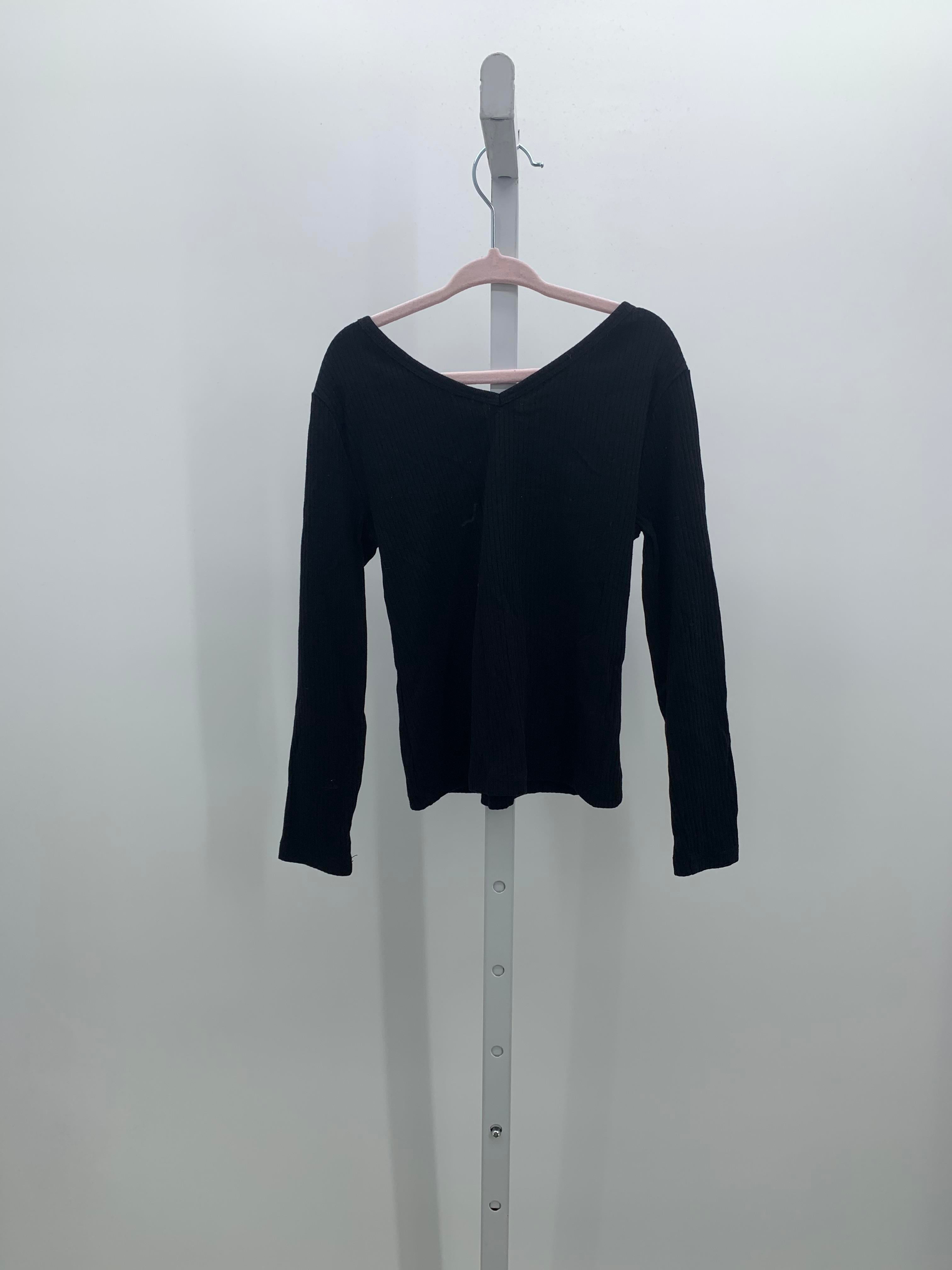 Old Navy Size 6-7 Girls Long Sleeve Shirt