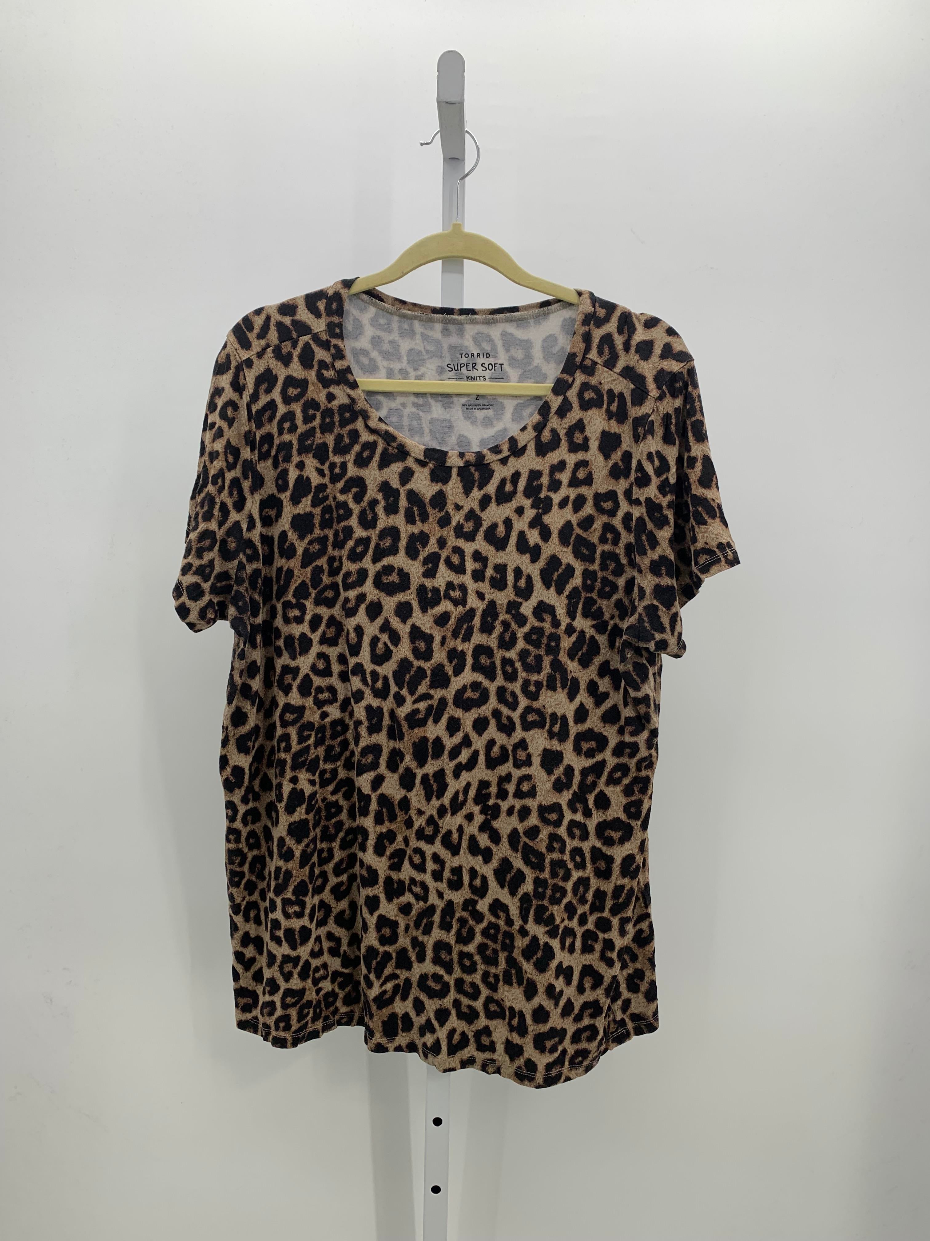 Torrid Size 2X Womens Short Sleeve Shirt