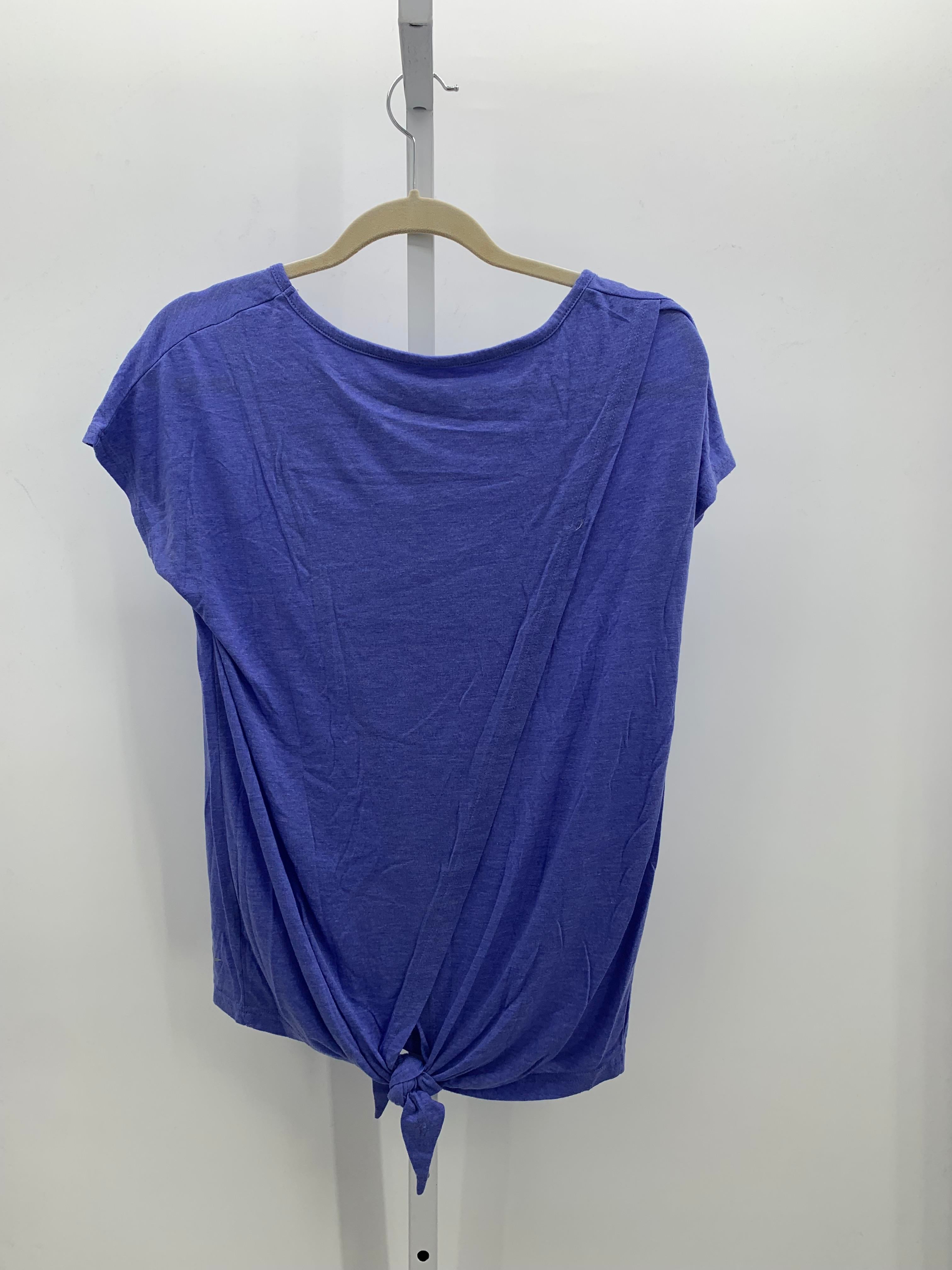 Everlast Size Medium Misses Short Sleeve Shirt