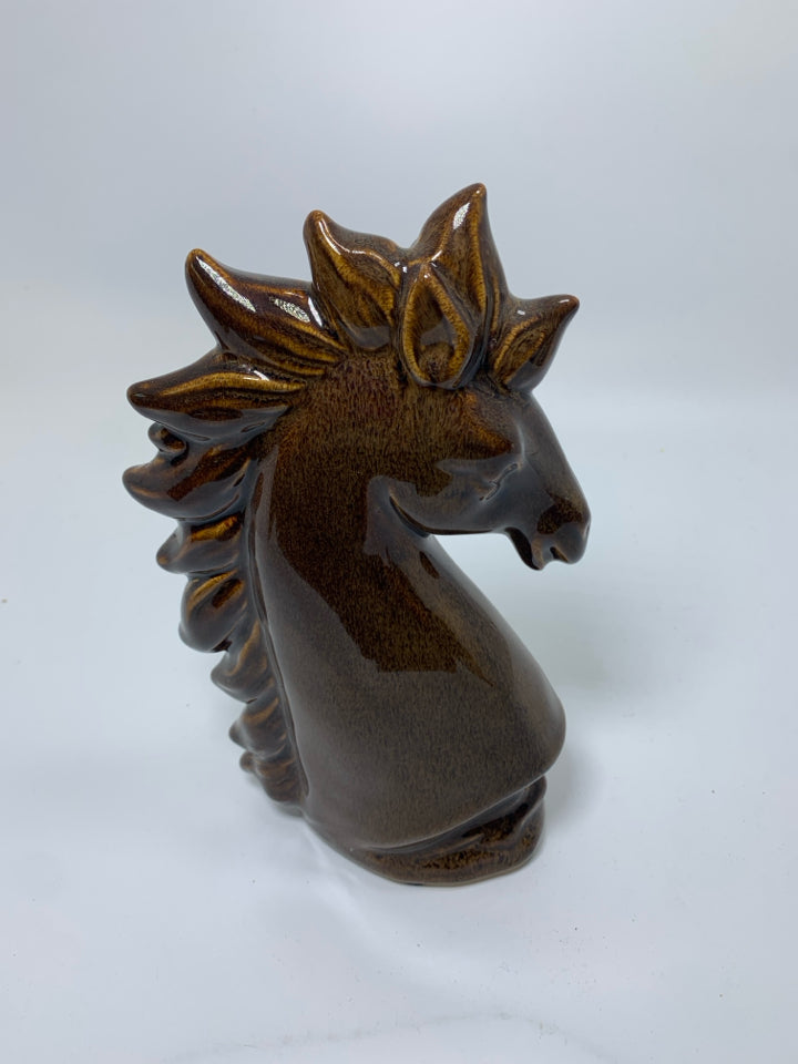 LIGHT BROWN CERAMIC HORSE HEAD.