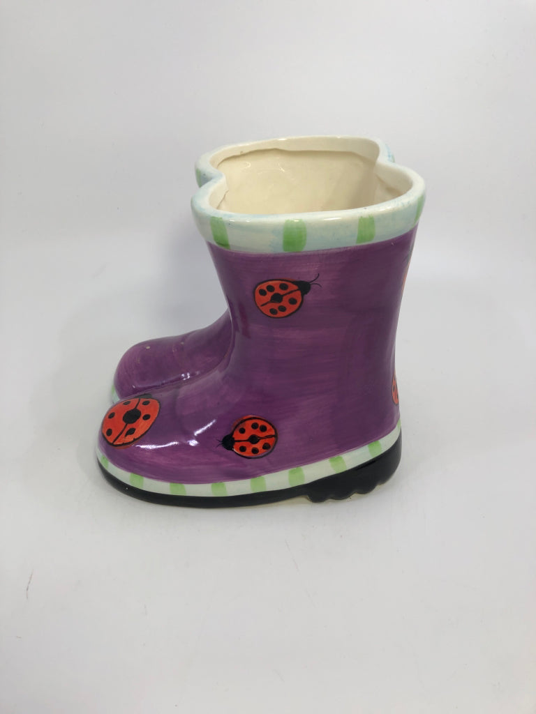 LADYBUG RAINBOOTS PLANTER.