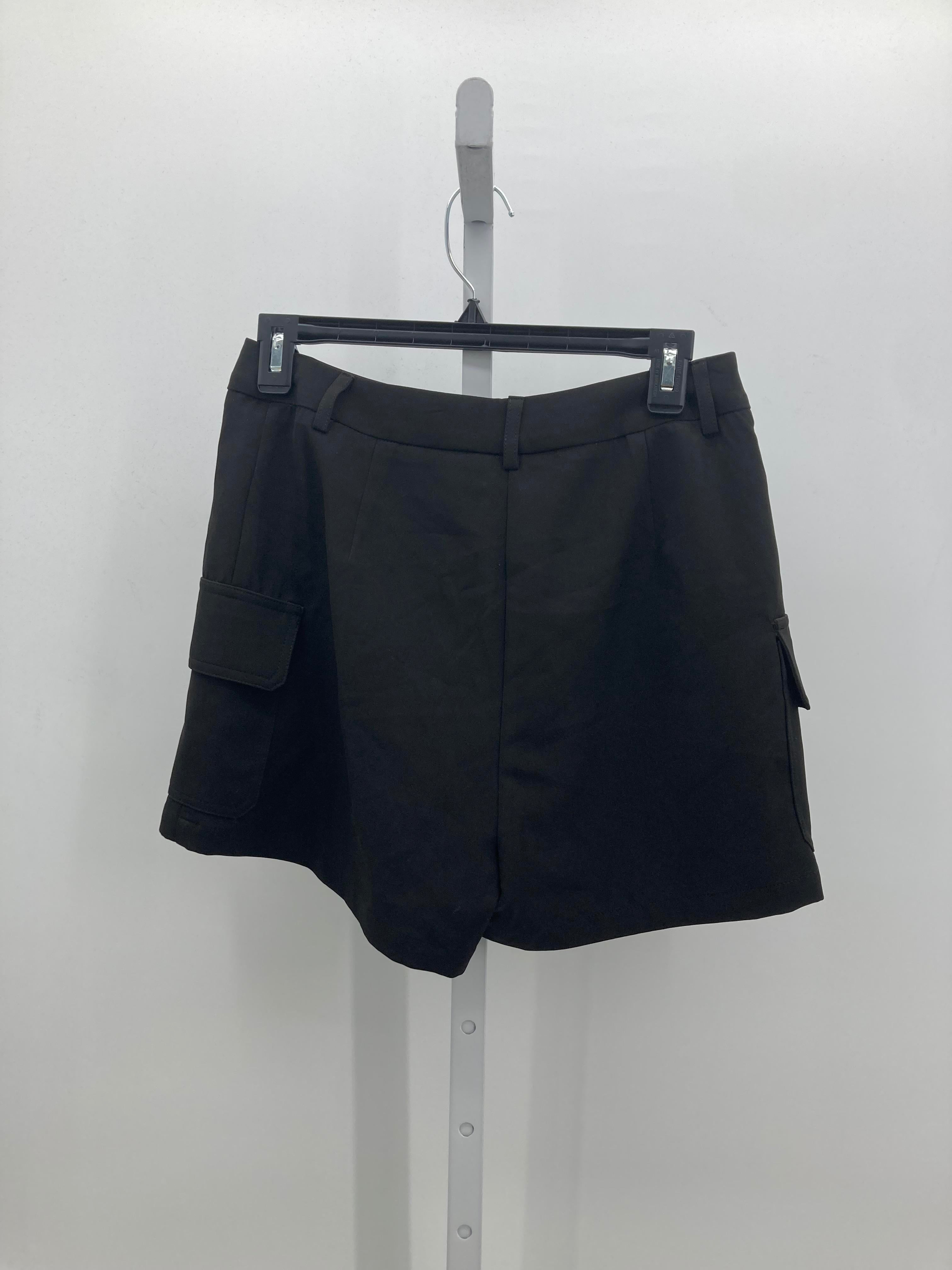 Size Medium Juniors Shorts