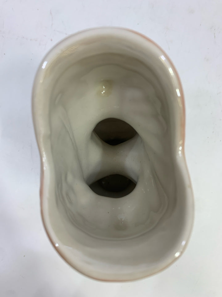 VTG LUSTERWARE VASE.