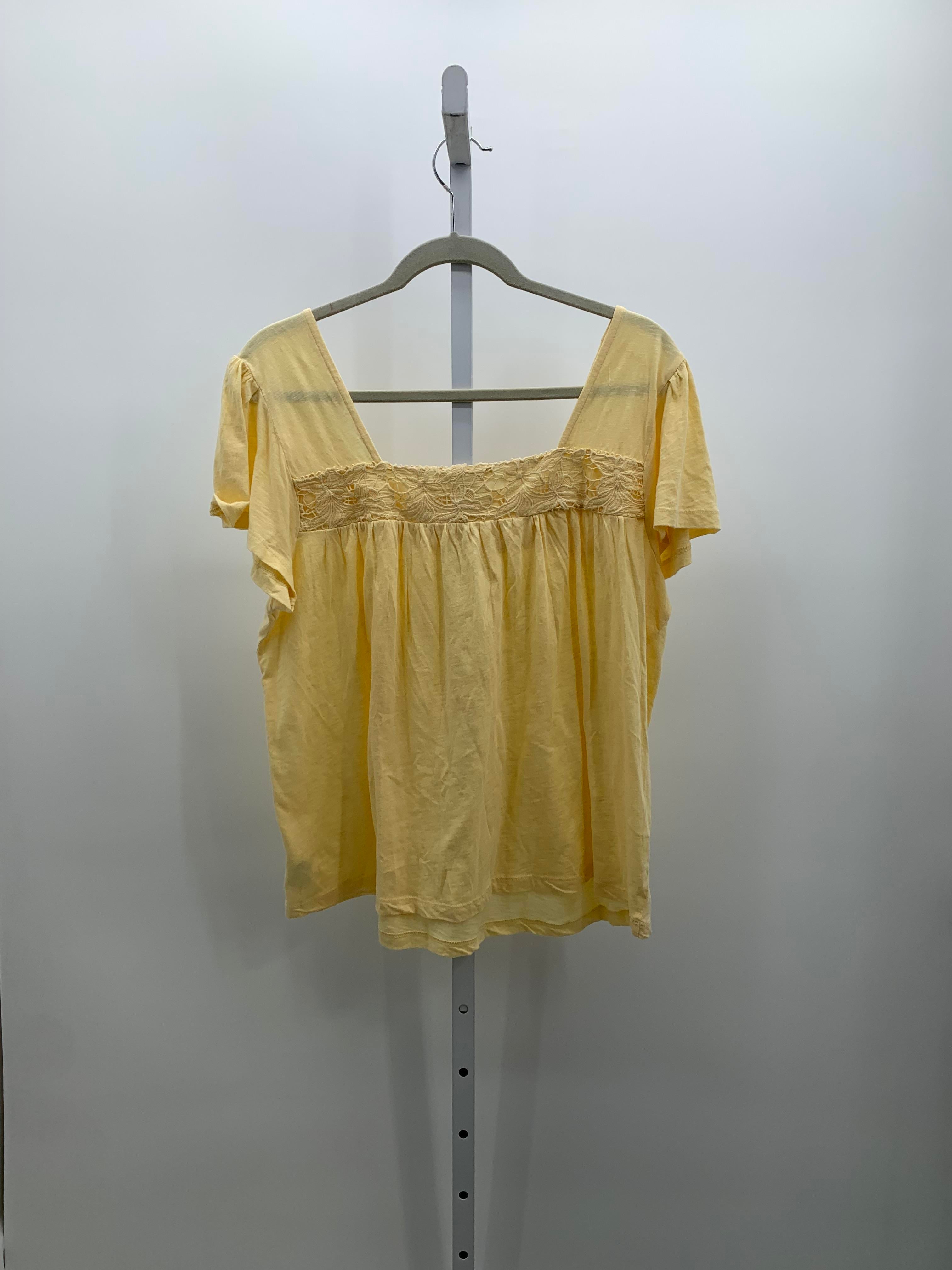 Lucky Brand Size Large Misses Short Sleeve Shirt
