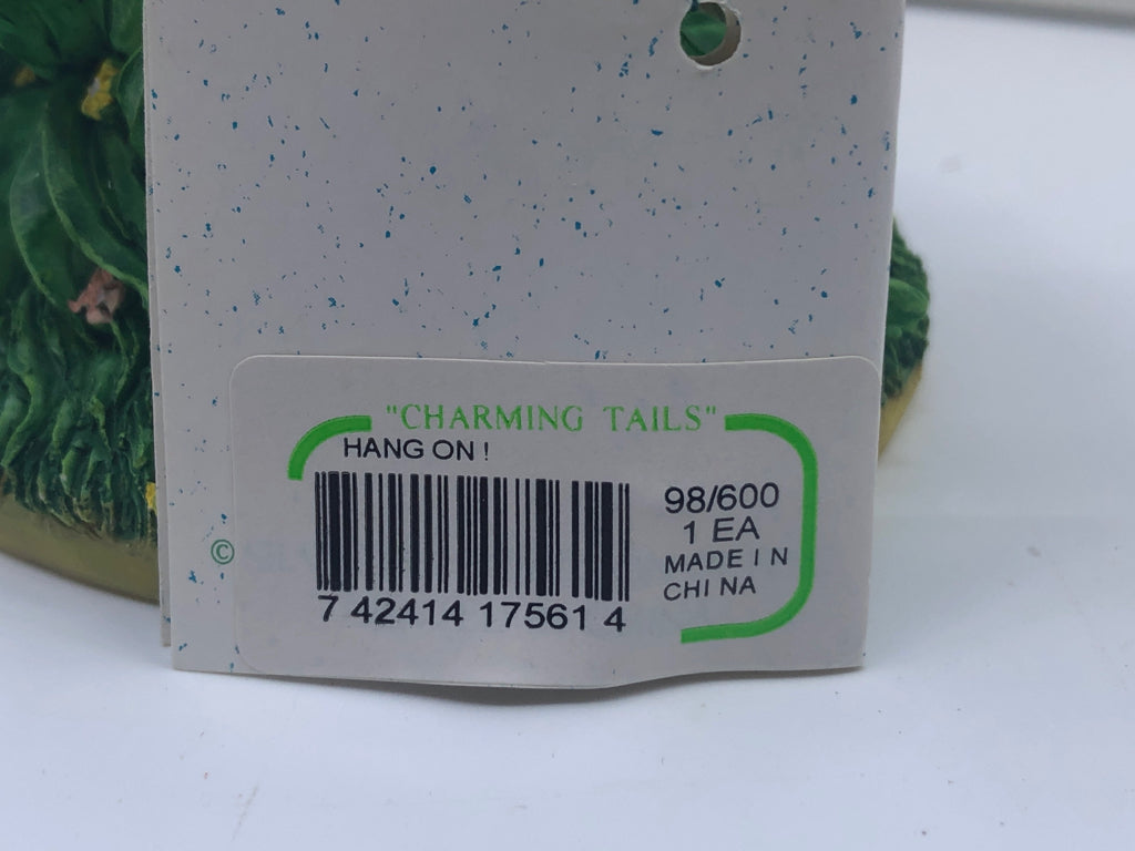 NIB HANG ON CHARMING TAILS