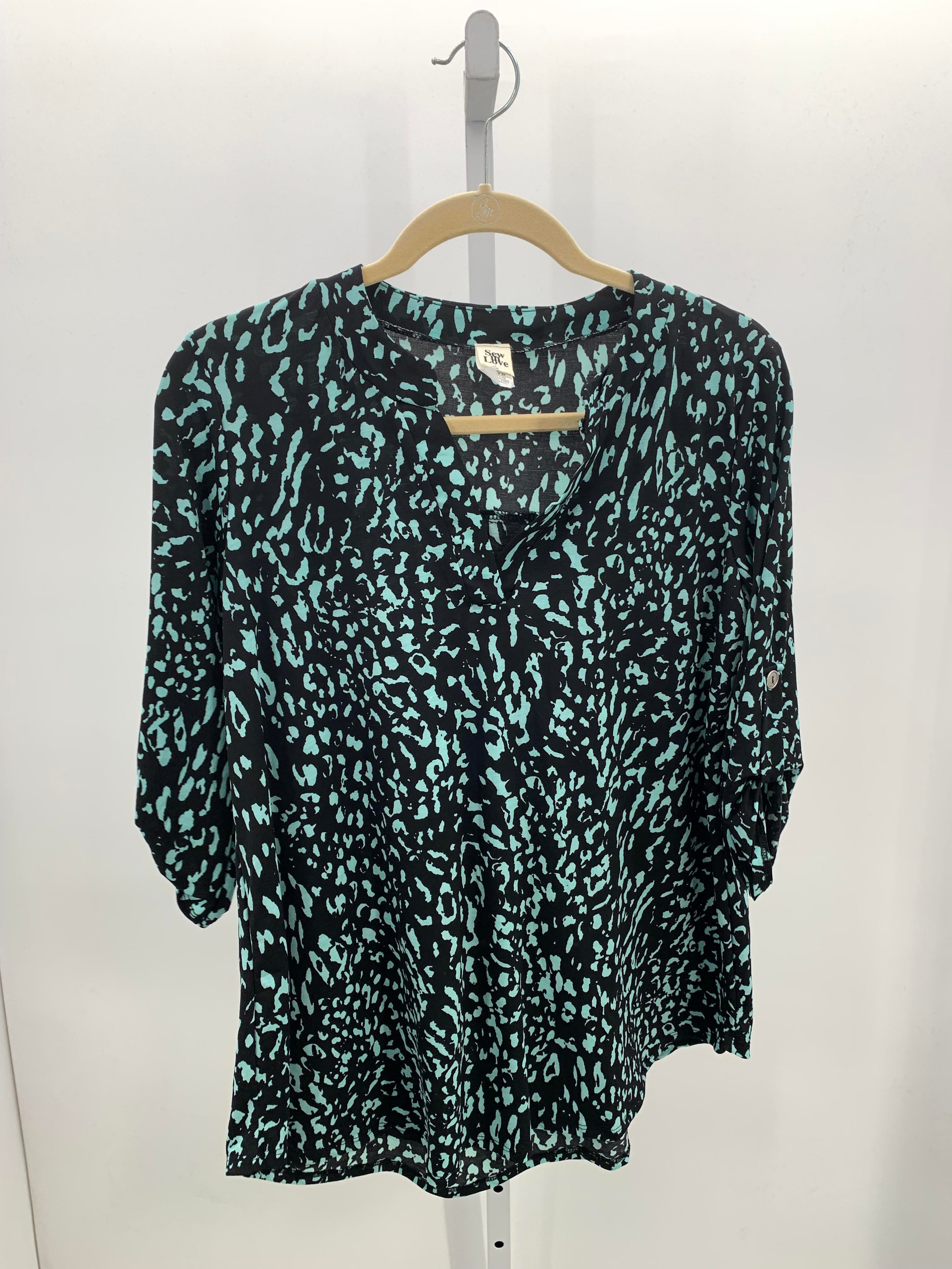 Size Small Misses 3/4 Sleeve Shirt