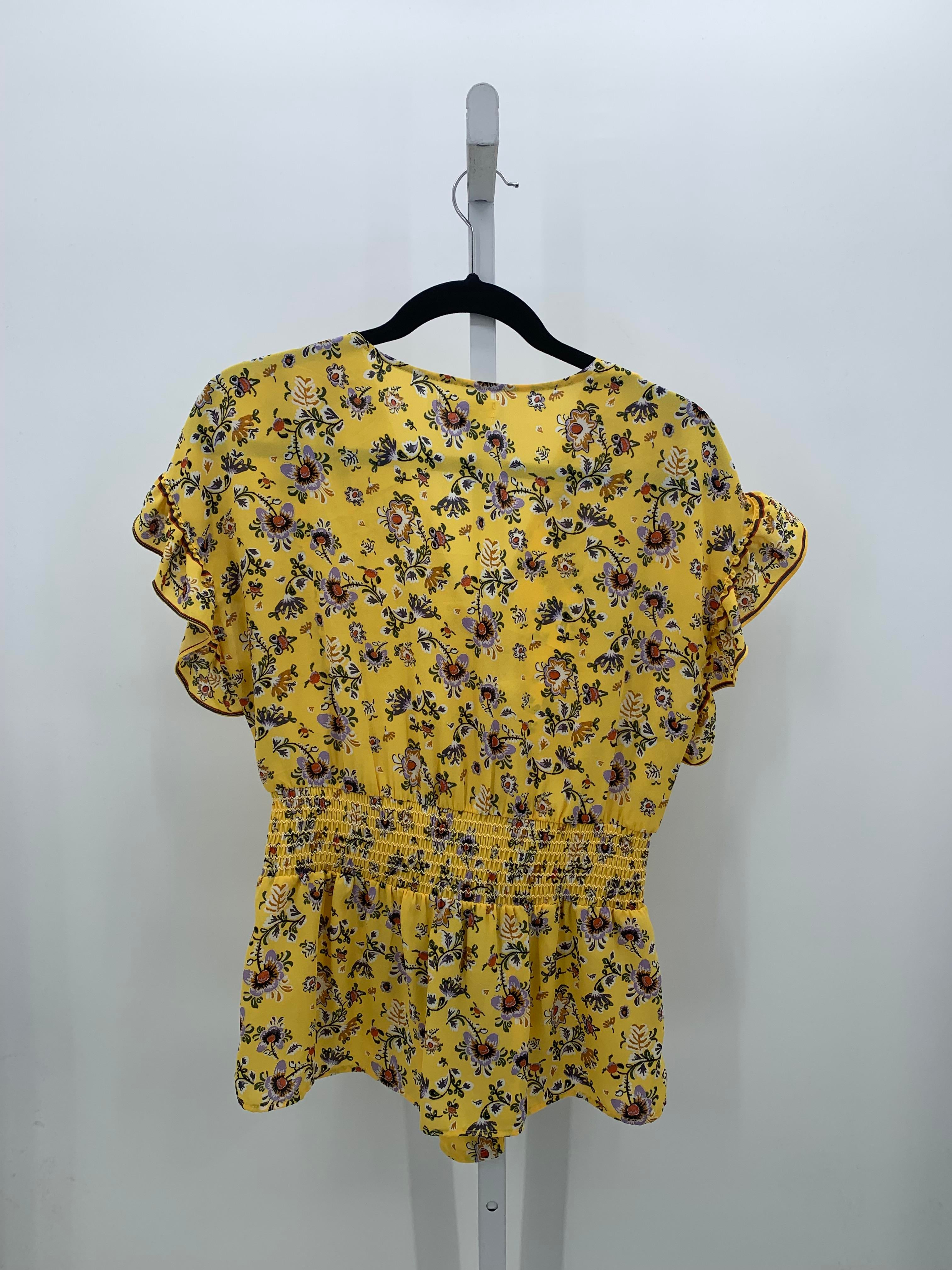 Max Studio Size Medium Misses Short Sleeve Shirt