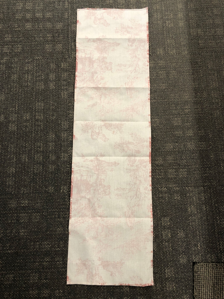 RED PRINTED TOILE OUTDOOR SCENE TABLE RUNNER.