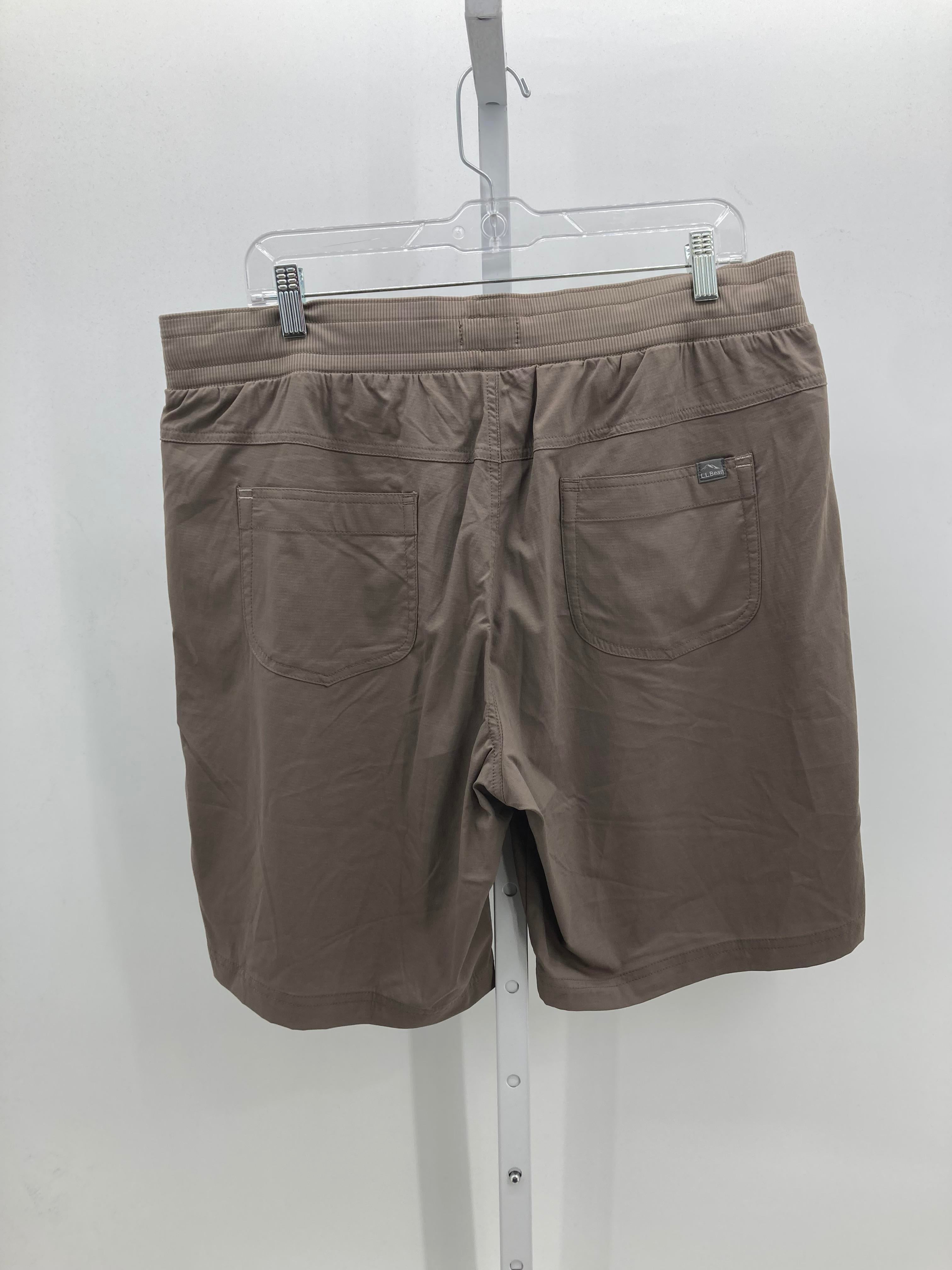 LL Bean Size Large Misses Shorts