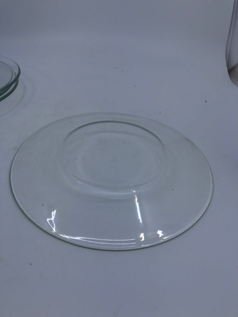 4 GLASS DESSERT PLATES.