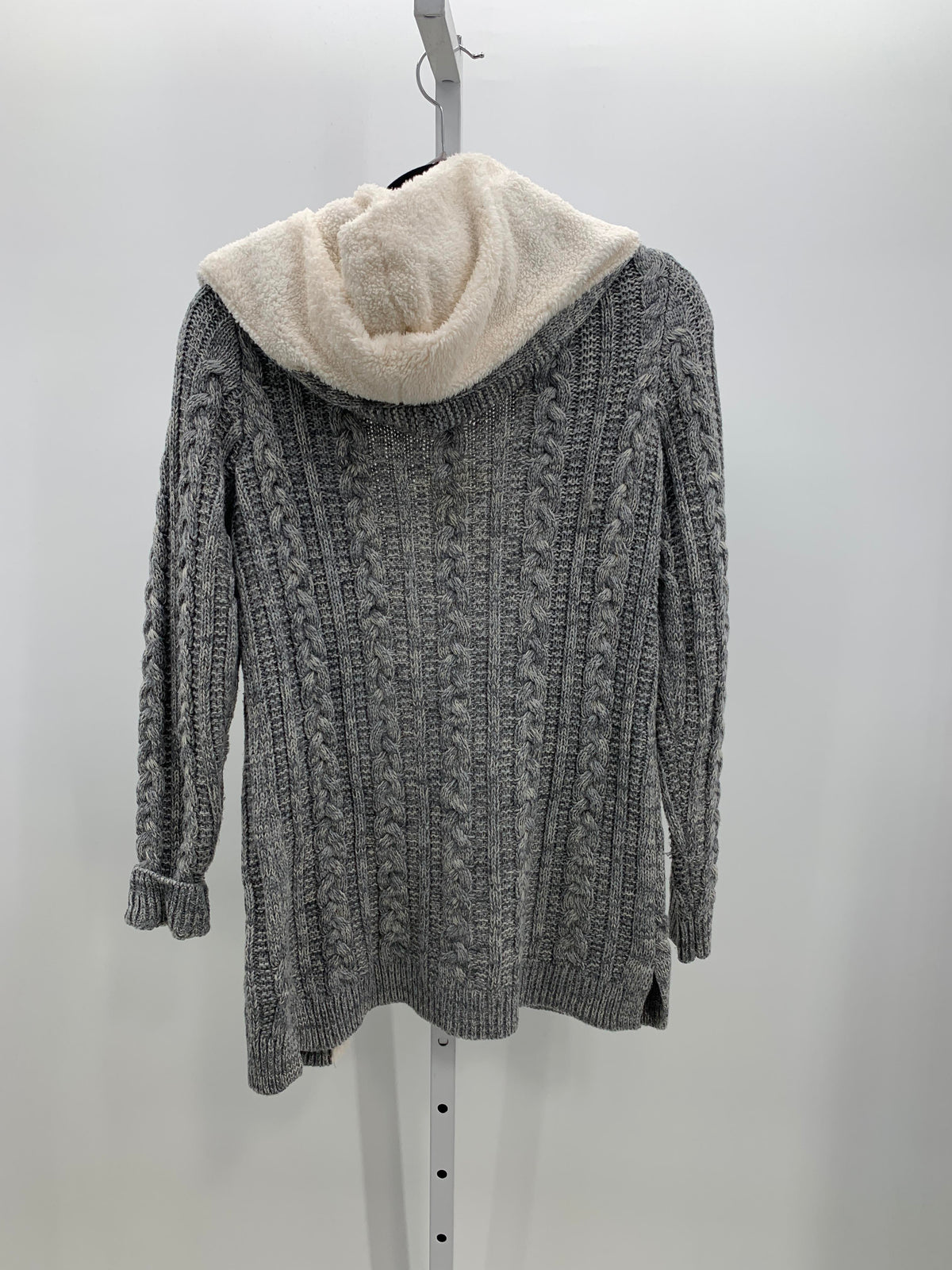 Lety & Me Size Medium Juniors Long Sleeve Sweater