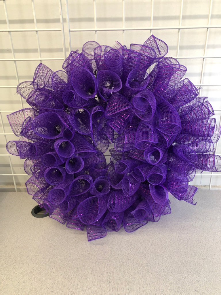 LARGE PURPLE RIBBON WREATH.