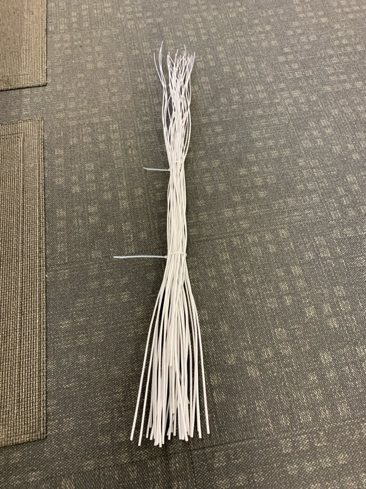 ARTIFICIAL WHITE BRANCHES BUNDLE.
